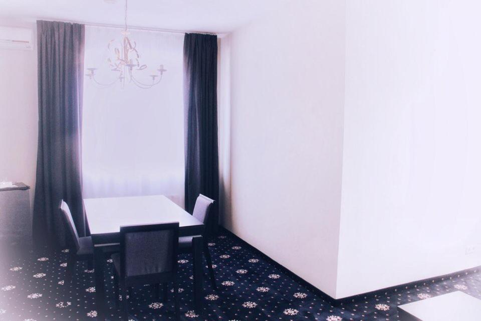 Hotel Felicia Riga Exterior foto