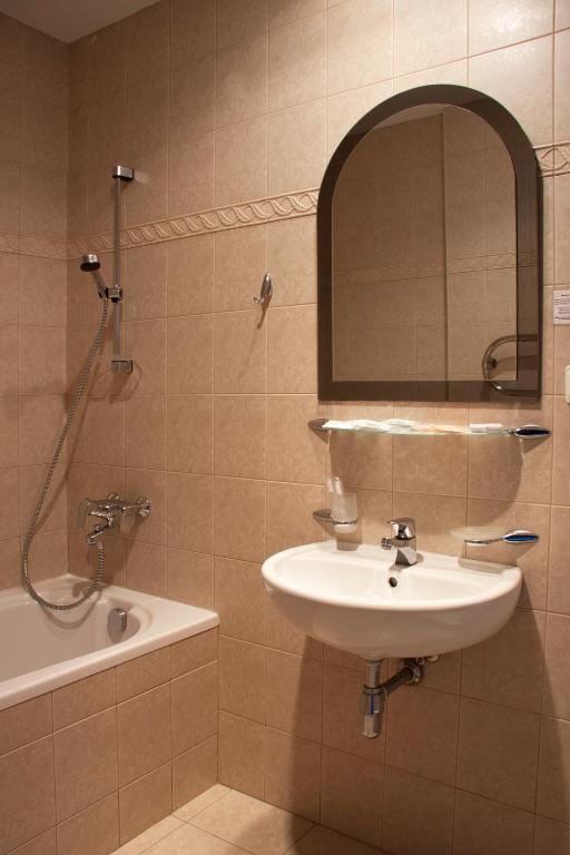 Hotel Felicia Riga Habitación foto