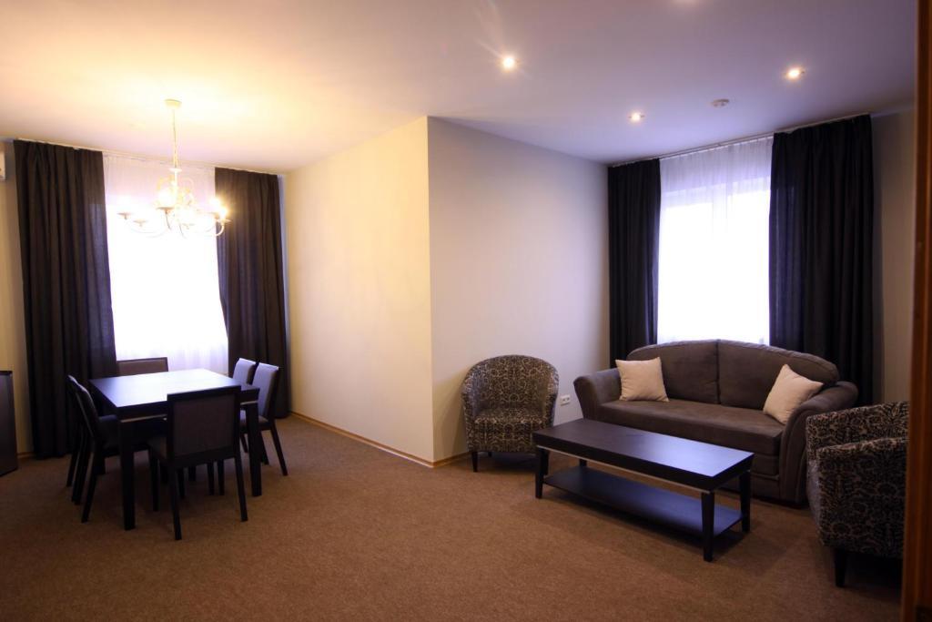 Hotel Felicia Riga Habitación foto